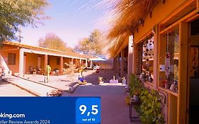 Atacama Checar, Hostal